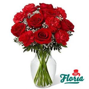flori-buchet-cu-garoafe-si-trandafiri-33484.jpeg
