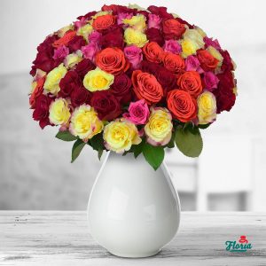 flori-buchet-de-101-trandafiri-multicolori-33506.jpeg