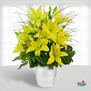 flori-buchet-de-15-crini-galbeni-31297.jpeg