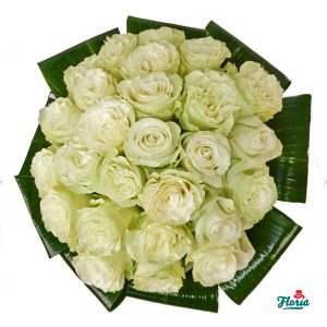 flori-buchet-de-27-trandafiri-albi-30365.jpeg