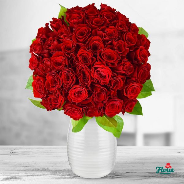 flori-buchet-de-55-trandafiri-rosii-33282.jpeg