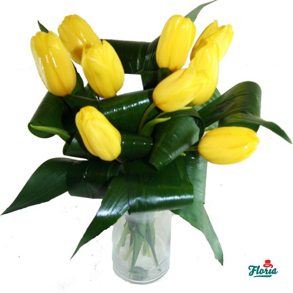 flori-buchet-de-9-lalele-galbene-2137.jpeg