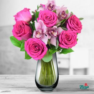 flori-buchet-de-flori-cu-trandafiri-si-orhidee-vanda-33509.jpeg