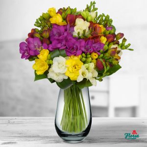 flori-buchet-de-frezii-multicolore-33550.jpeg