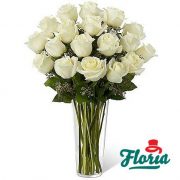 flori-buchet-cu-trandafiri-albi-33487.jpeg